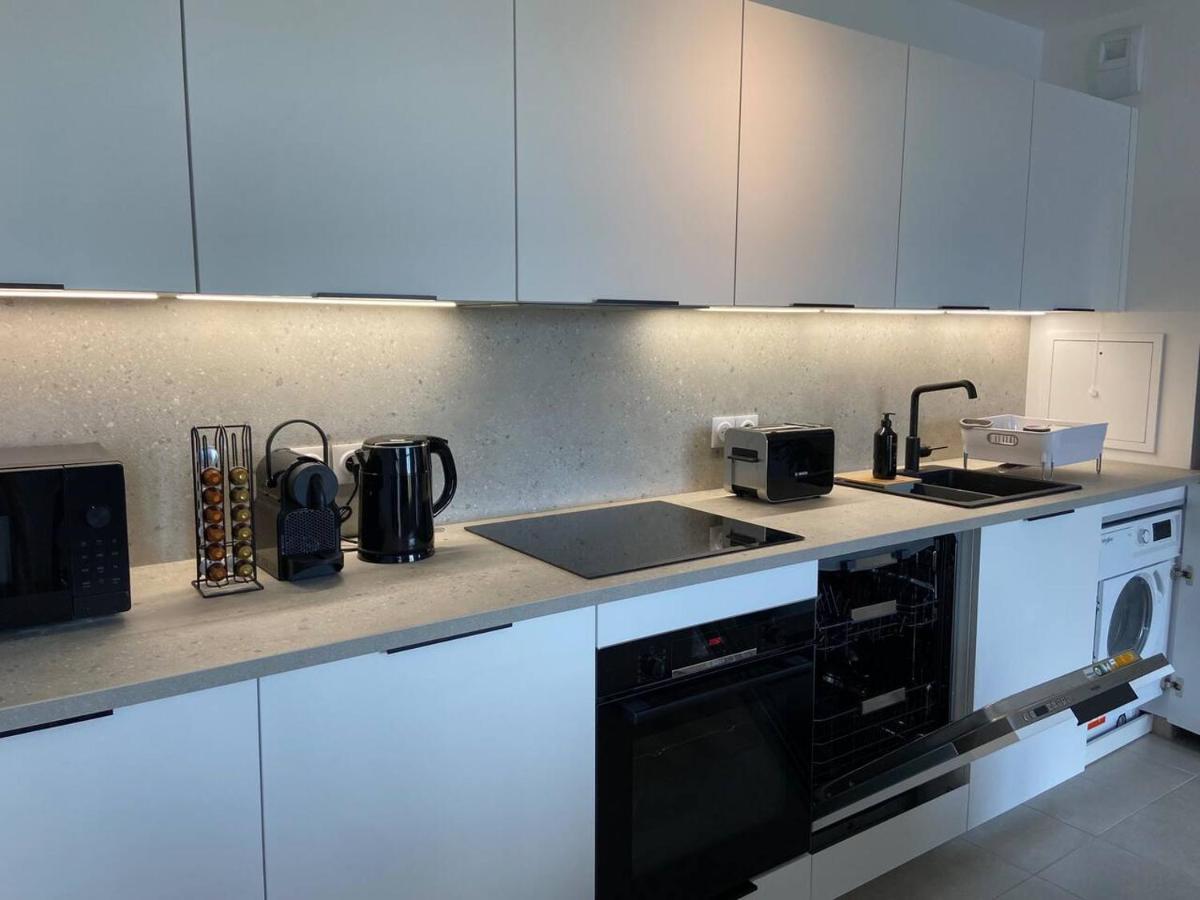 Disneyland Minimalist Lifestyle - 5 Pax Apartment Serris Exterior foto
